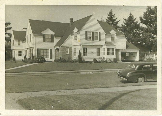 haleston-photo-3025-ne-dunckley 3025 NE Dunckley, built by Frank A. Read in April 1939 at a cost of $10,000. Photo courtesy of John Haleston