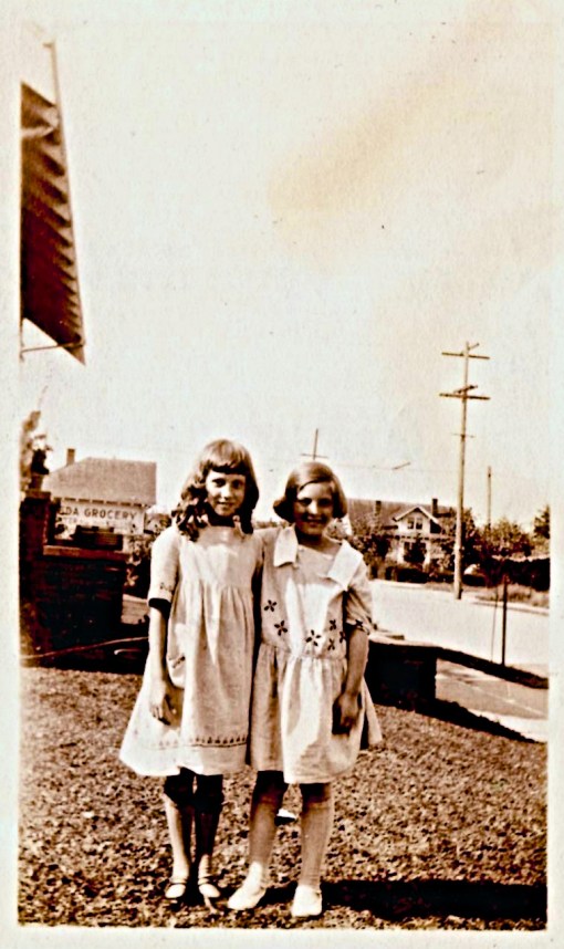 Looking south toward 27th and Going, 1926