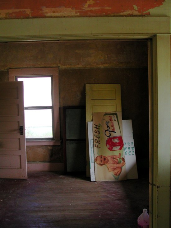 guest room walls stripped (1)